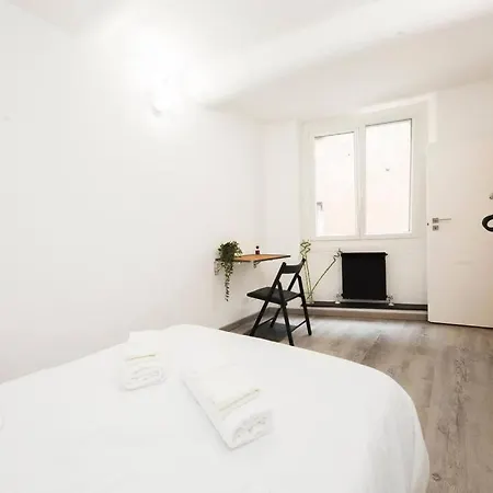 Midway Home, Nel Centro Storico Di Apartamento